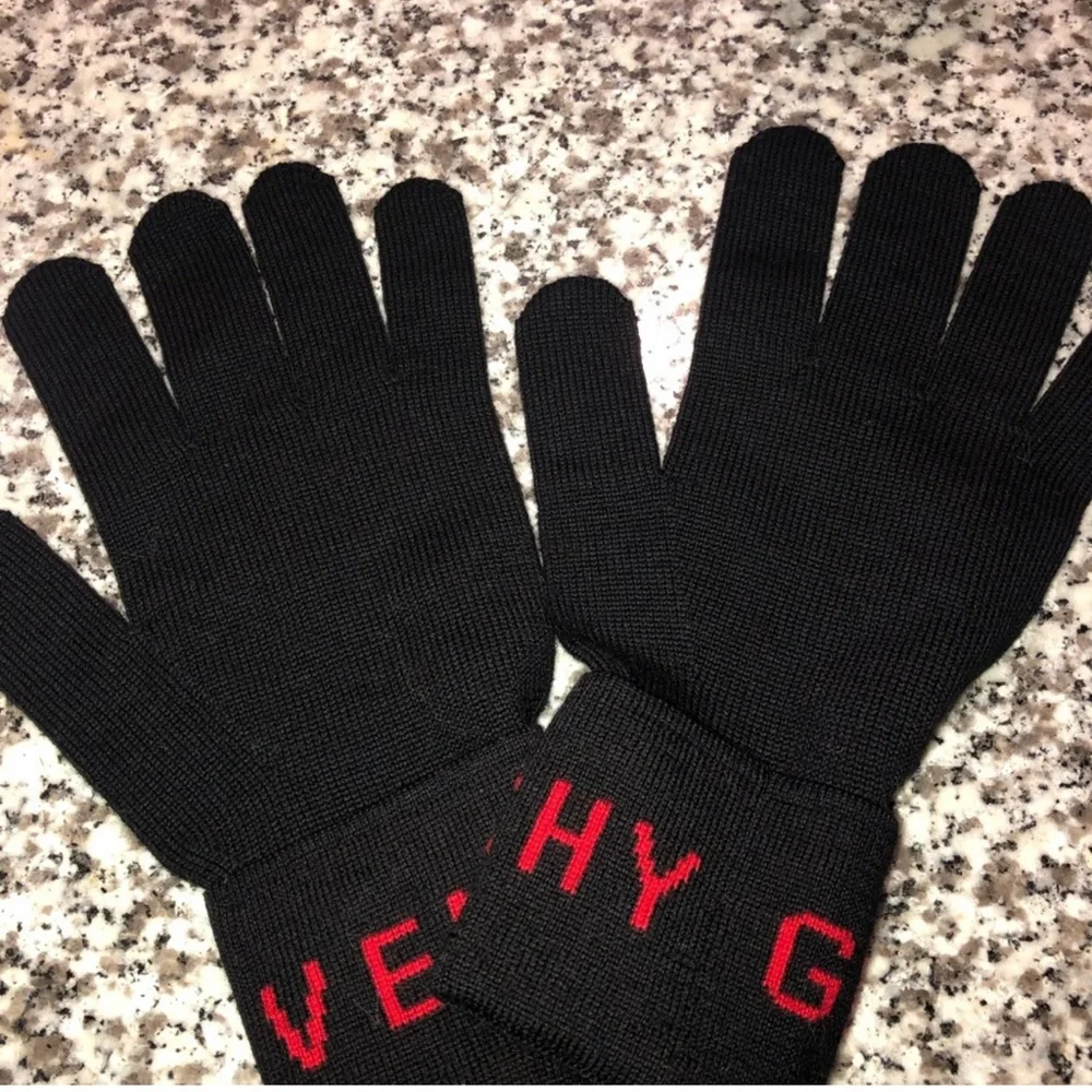Givenchy Logo Black/Red Wool Gloves